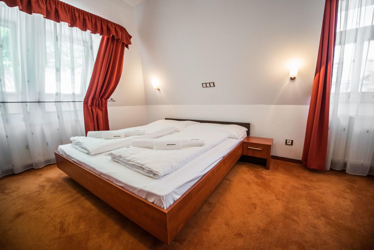 Garni Hotel Praha Trenczyńskie Cieplice Zewnętrze zdjęcie