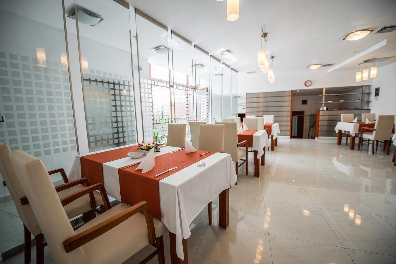 Garni Hotel Praha Trenczyńskie Cieplice Zewnętrze zdjęcie